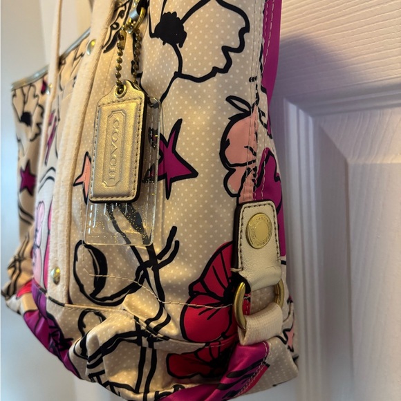 Coach Poppy 2012 (F17148) Kyra Floral Tote Bag in EUC - Picture 3 of 16